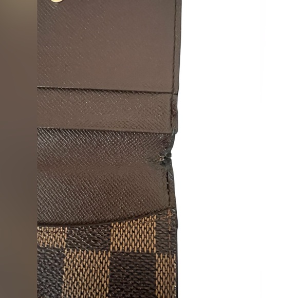 LOUIS VUITTON Damier Ebene Ludlow Wallet - Picture 13 of 13